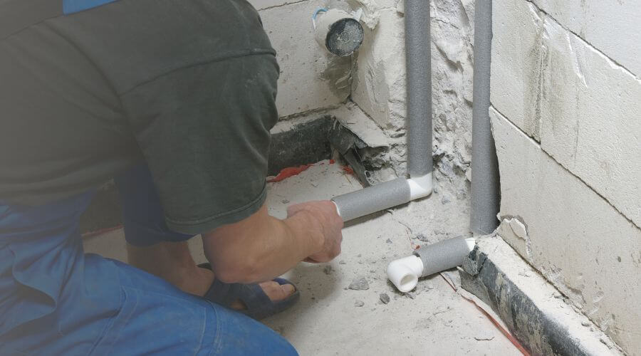Expert burst pipe repair services in Pineville, LA